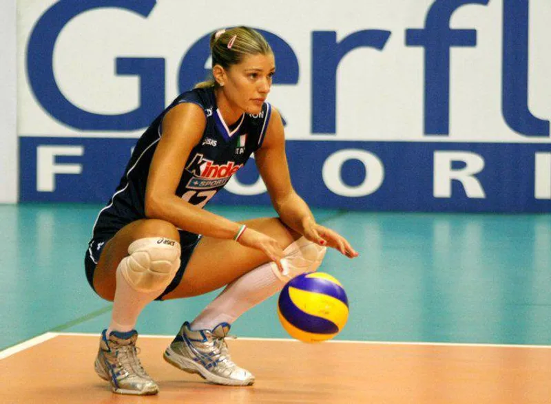 Thumbnail CandaceKnight12 Features Francesca Piccinini: A Volleyball Icon