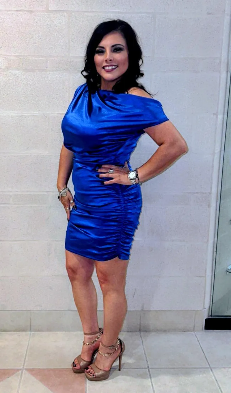 Thumbnail Luscious Latina Mom Appeal | Alarming-Leather3974