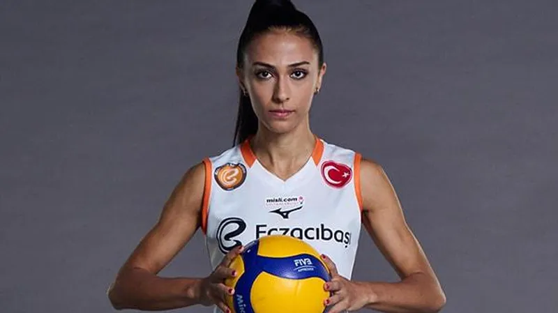 Thumbnail YongWeddle Presents the Talented Simge Şebnem Aköz in VolleyballGirls