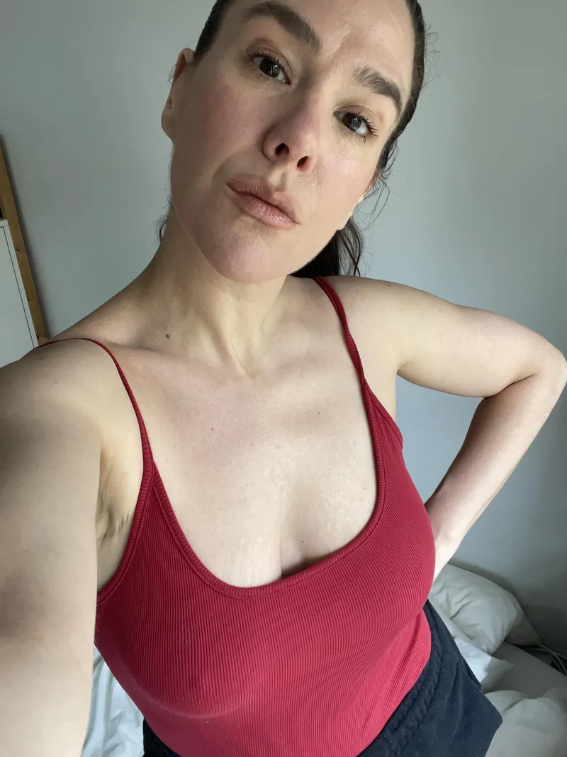 Thumbnail Milky_Lullabies: Comfy or Simply Attention-Seeking Braless Style?