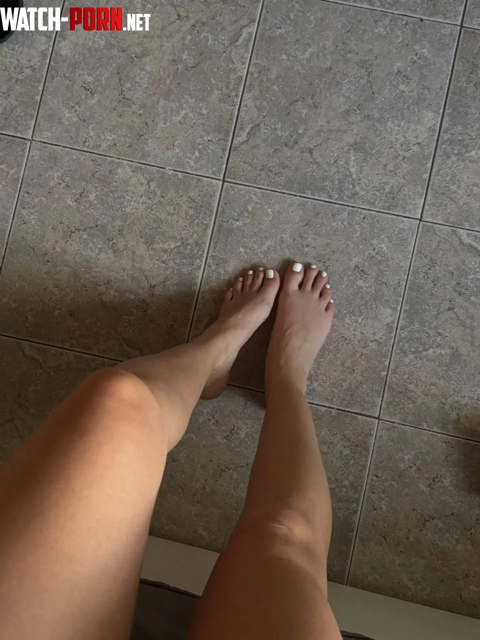 bird's eye view of my legs by ArcaneLadies
