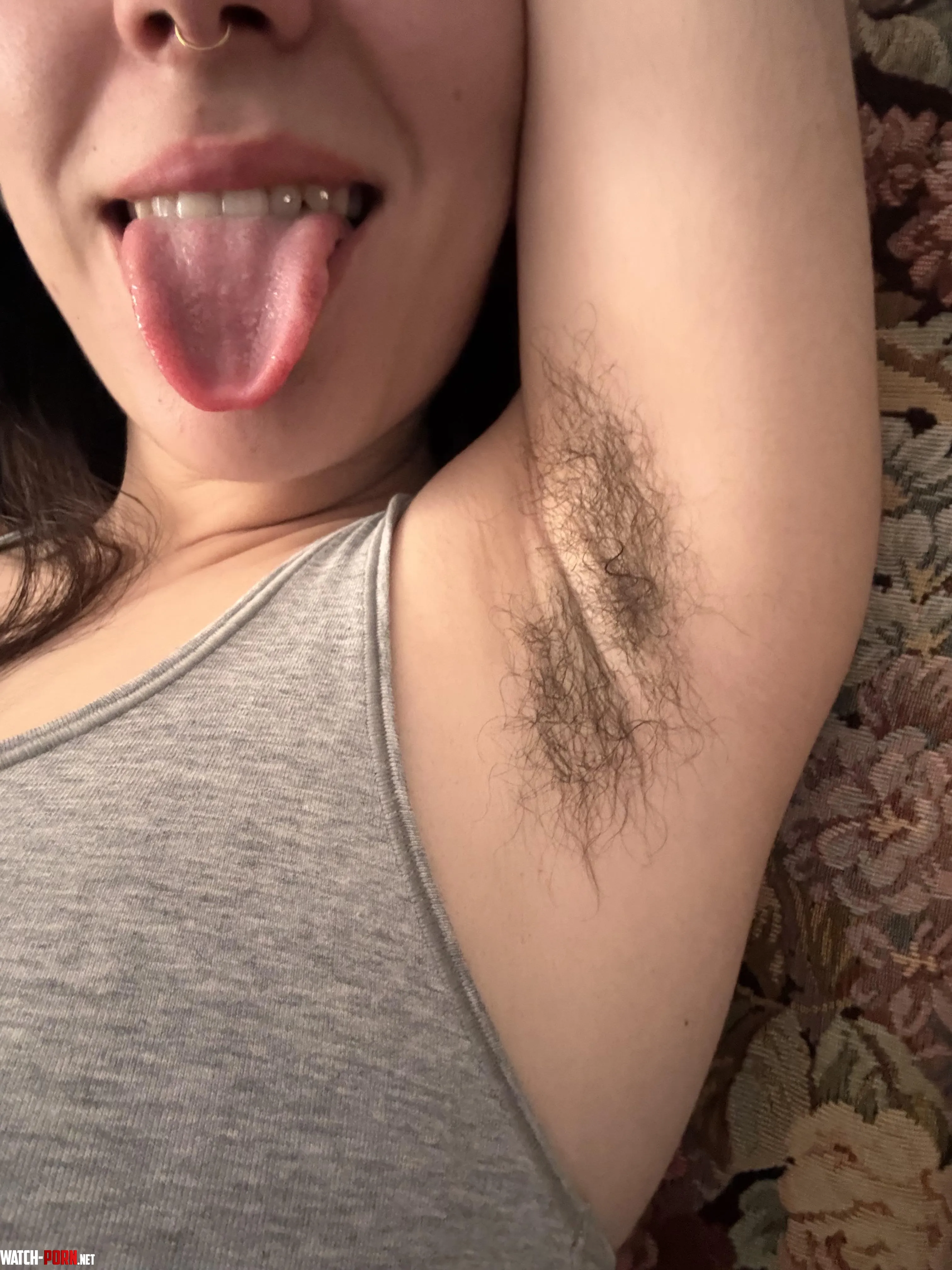 I still remember the first time a guy smelled my hairy armpits after I told him that I smelled very embarrassed about it, it really turned me on so much! And my pheromones drove him crazy by tattoromi