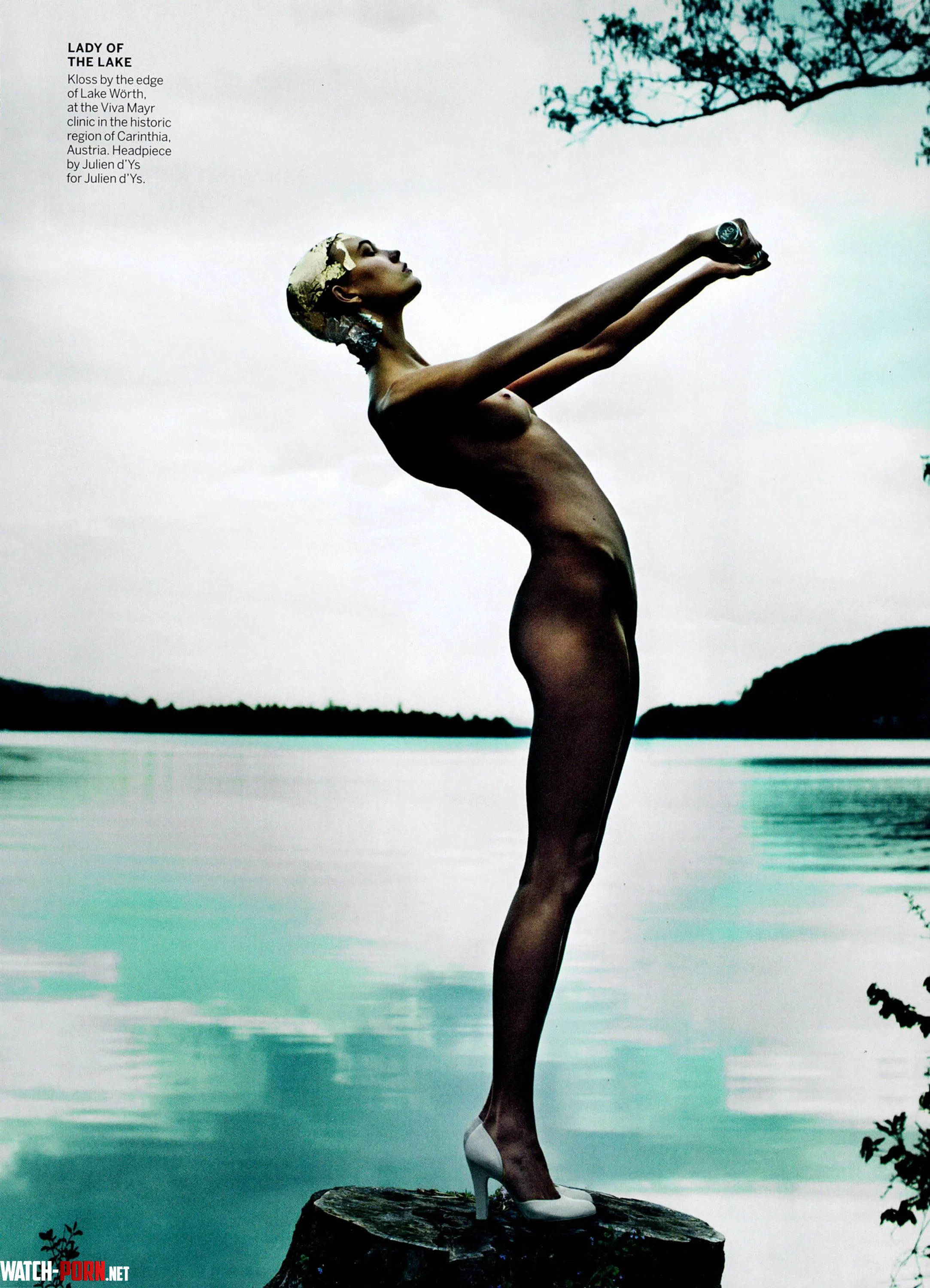Karlie Kloss | Vogue USA, 7-2013 | ph. Mario Testino by digital-fountains