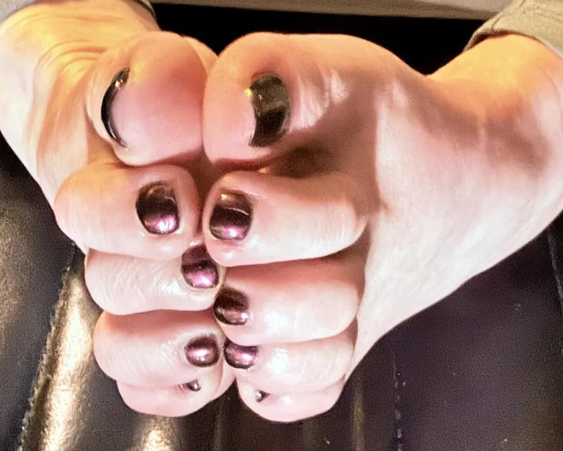 Thumbnail Toes are meant to be sucked [oc] by JcG_0811