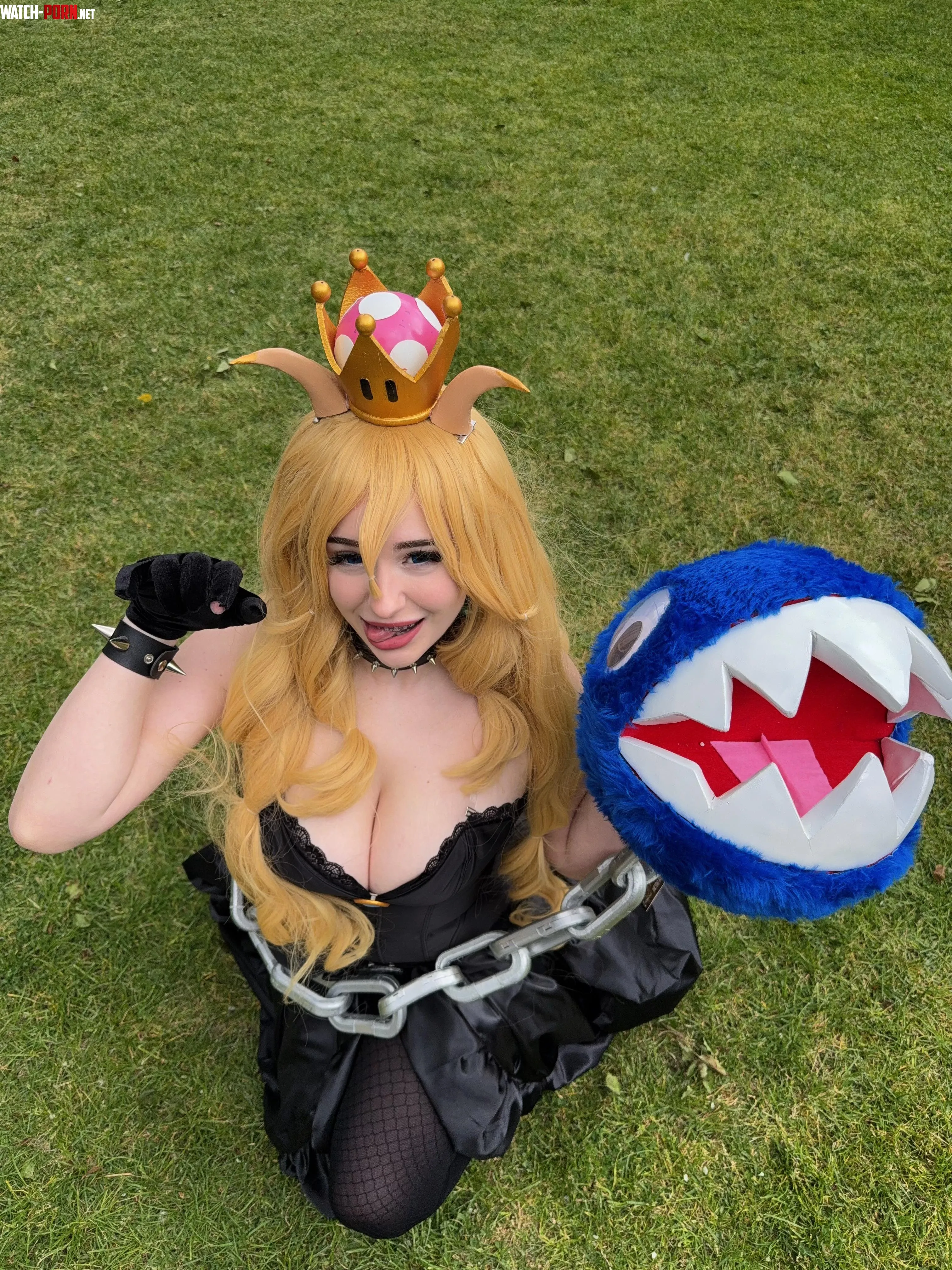 Bowsette in public hehe by graciewaifux