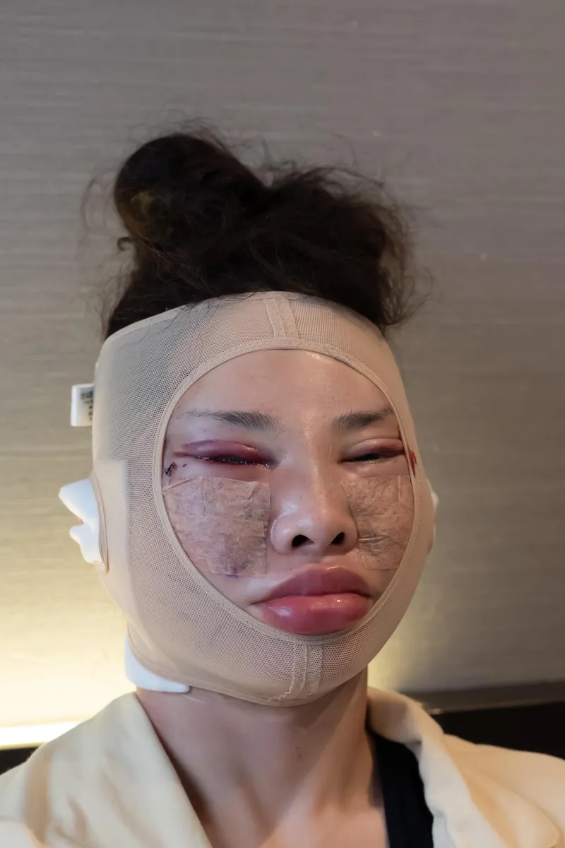 Thumbnail The Relationship Between Pain and Gain in Bimbofetish
