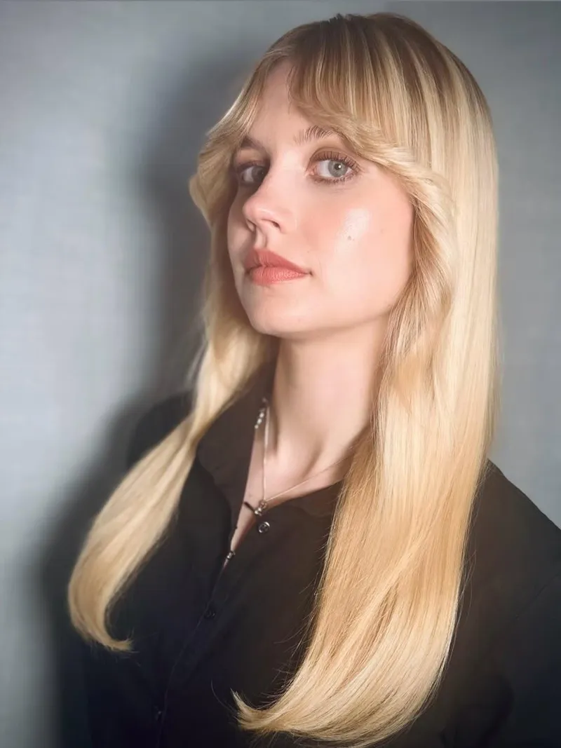 Thumbnail Angourie Rice: A Portrait of Timeless Beauty | KG101411