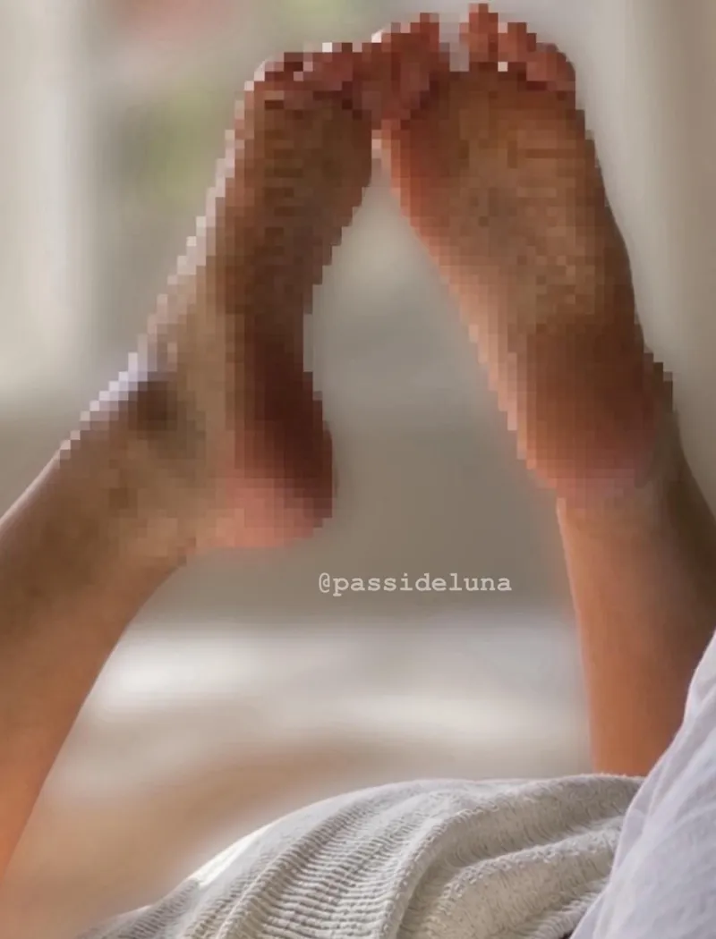 Thumbnail Beginning-Hunt-5316: Even Pixelated Feet Demand Attention in the Fetish Category