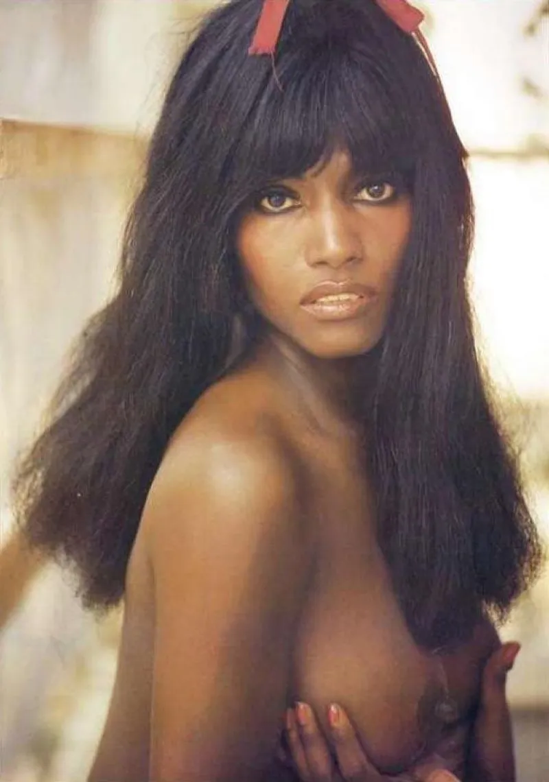 Thumbnail Sylvia Bayo (1985): Nostalgic Journey into Vintage Sensuality | UncleSquiffy, VintageSmut