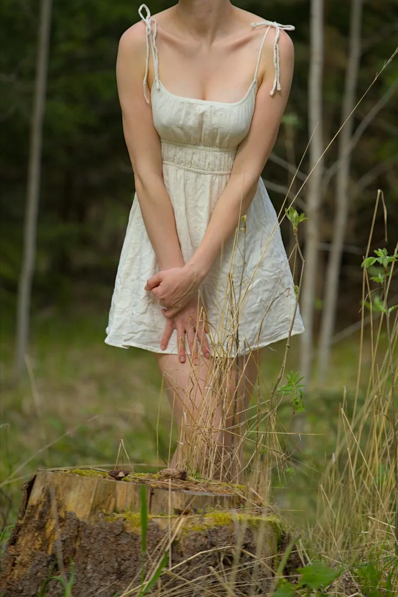 Thumbnail Summer Dress Season: Embrace Warmth with klaararo | countrygirls