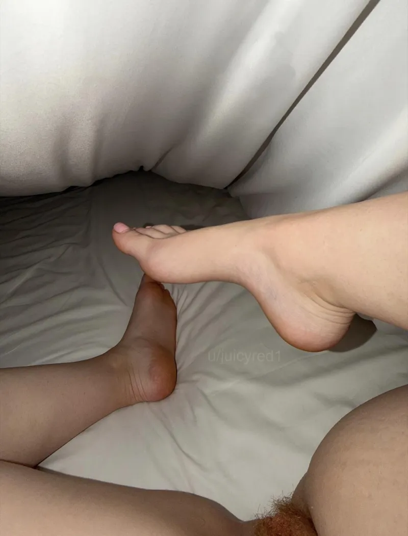 Thumbnail Sensual Soles: Juicyred1's Inviting Request
