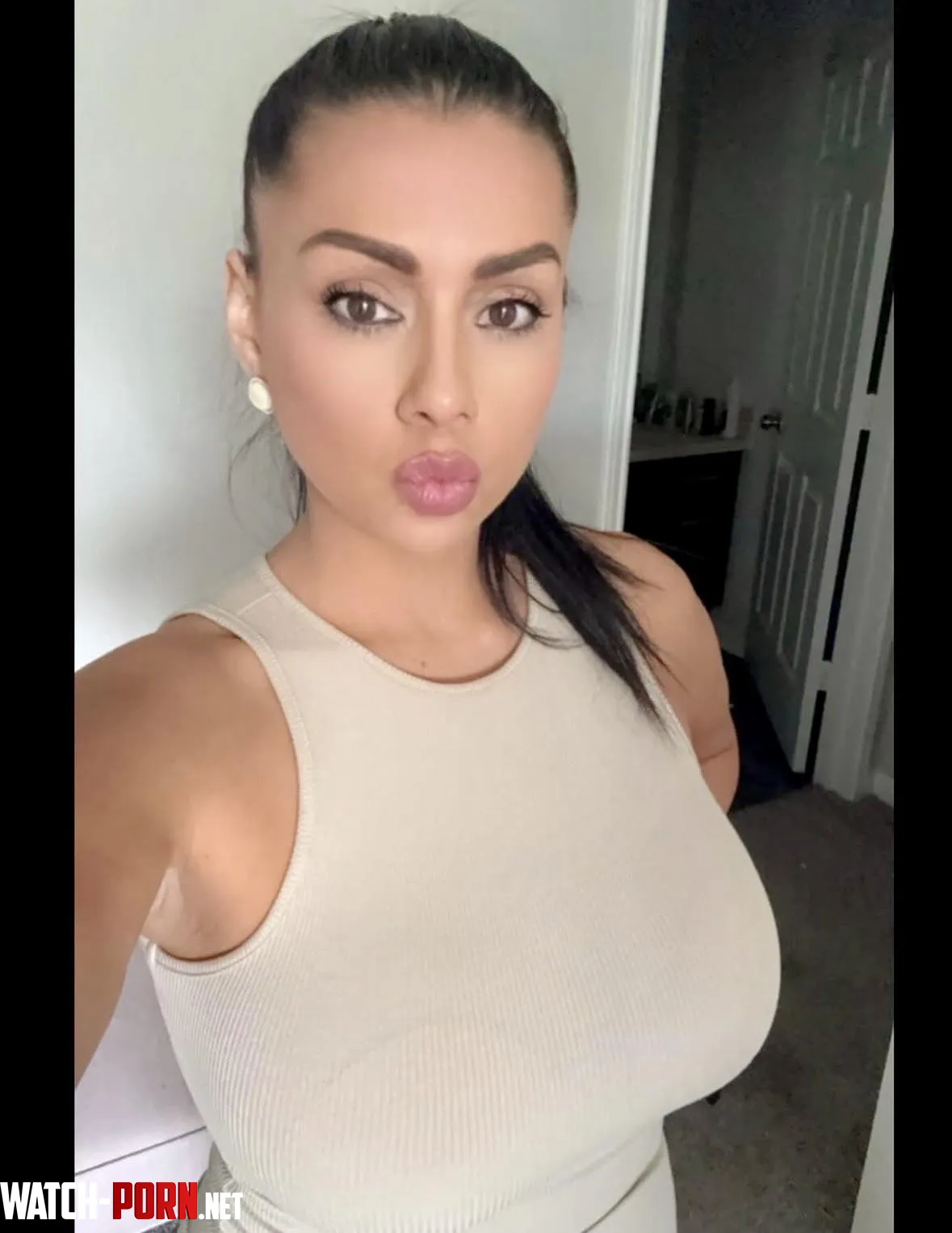 Latina Hottie by movieman-Bob