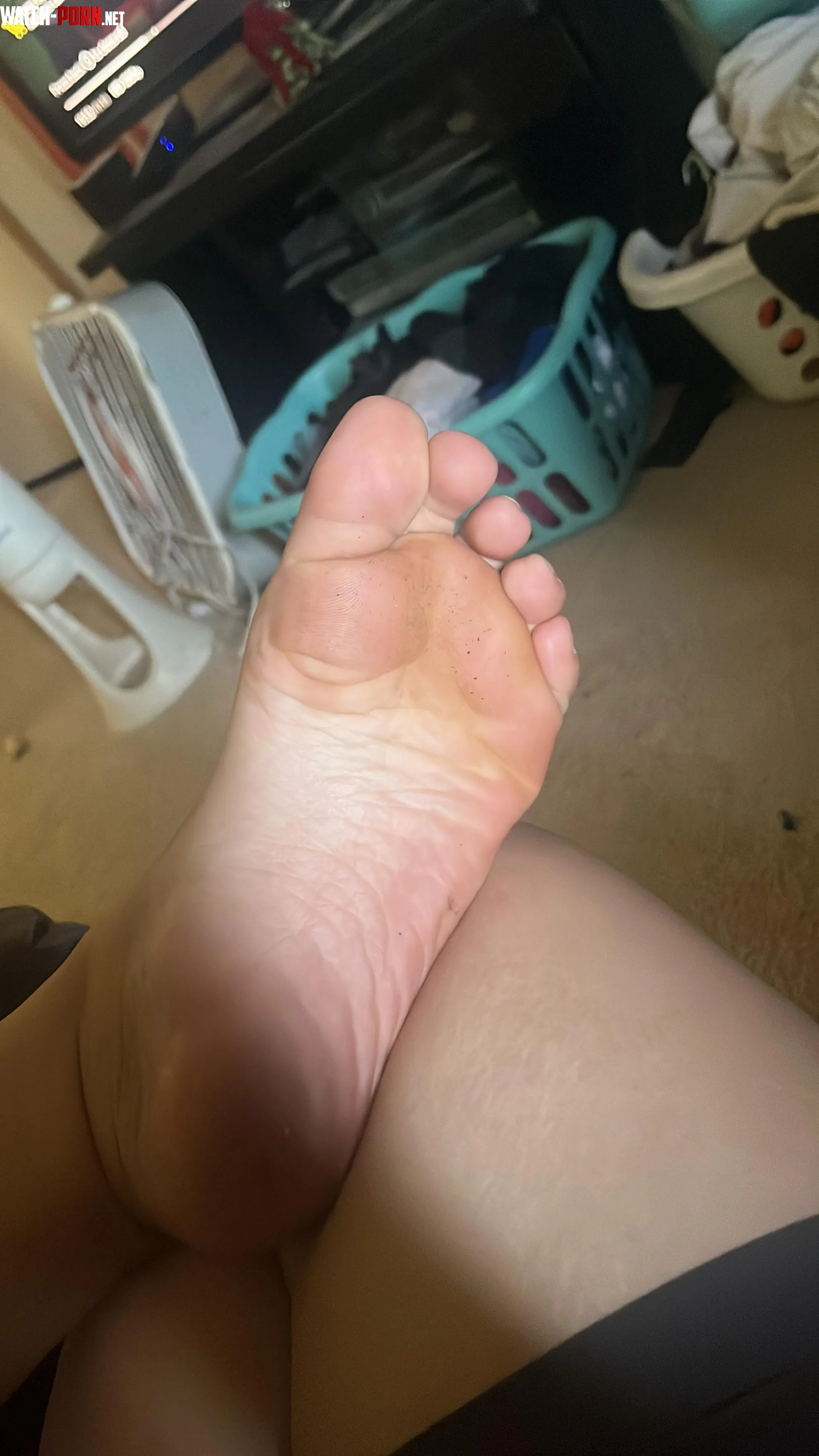 OC - E girl feet 💕 by cute_dom_catboy