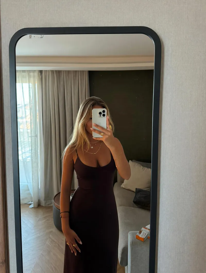 Thumbnail Dive into the World of Sensual Pleasure with Sensitive_Student412 | maturemilf