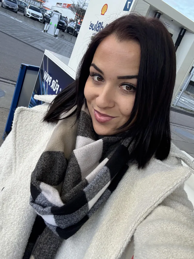 Thumbnail Horror_Assistance319 Presents Nadja Marina's Beauty in PrettyGirls Collection