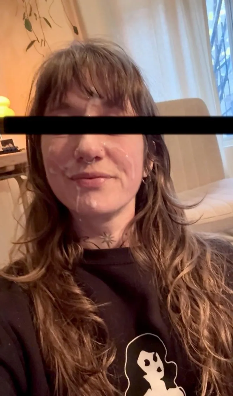 Thumbnail Ruinmesoftly: Embracing the Sensuality of Covered Faces in Cumshots