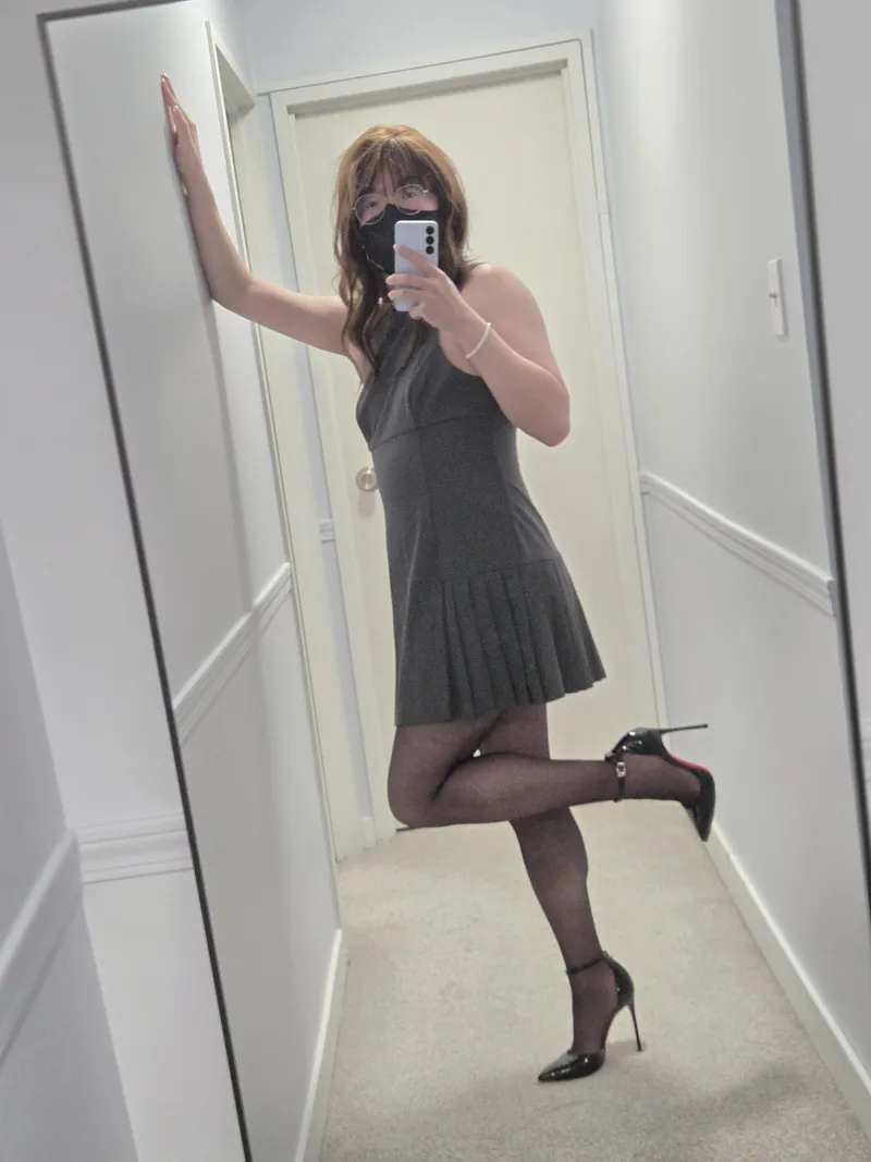 Thumbnail Fashion Enthusiast's Favorite Dress and Heel Combo - Author: Kit-Soona