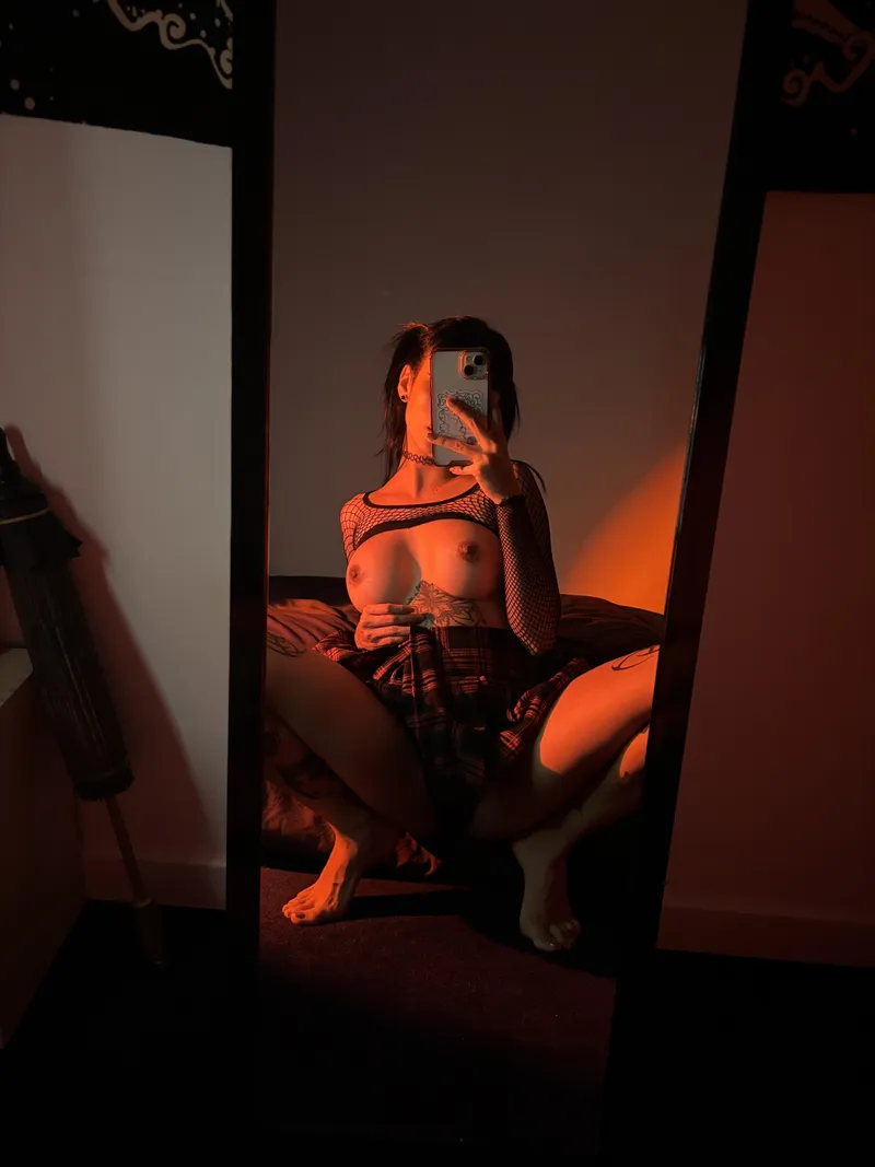 Thumbnail I'm Ready for You Papi by Keylabunz | Latinas