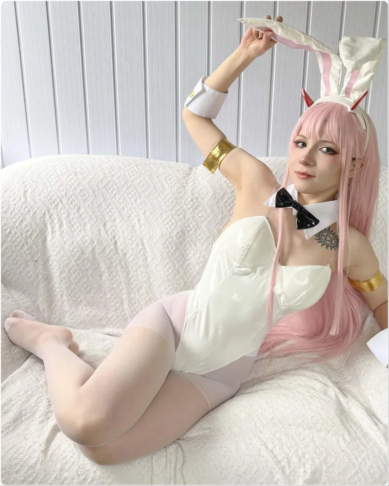 Thumbnail Adorable White Bunny Outfit Inspiration by xStarryFluff | BunnyGirls