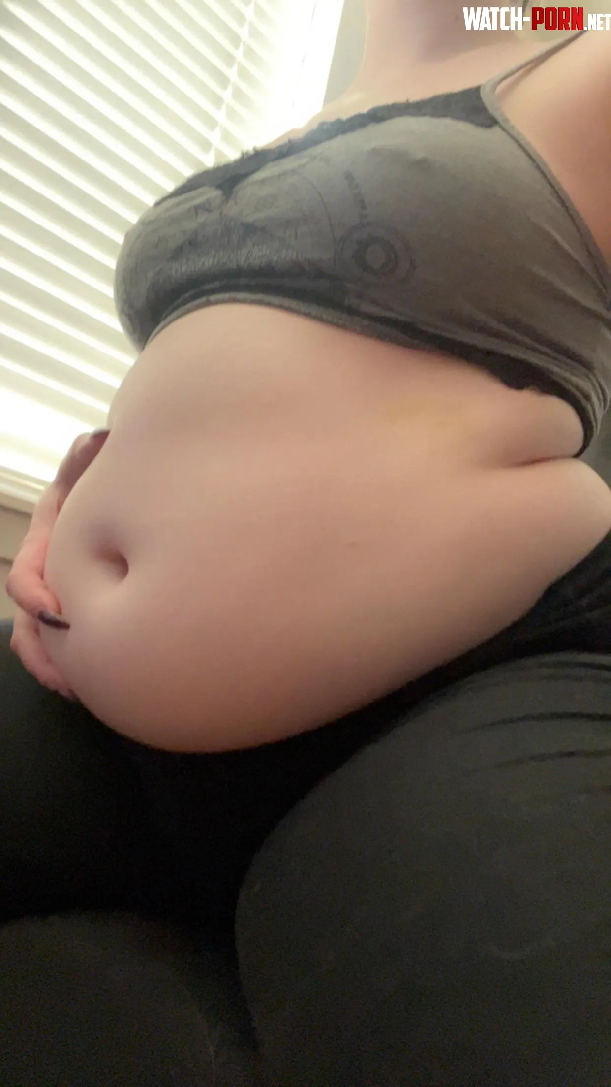 *b-oouurrp* fuck 🥵 I’m so goddamned full but — *ourp* — I still have so much food to finish, and I’m just starting to round out . . . Fu—*urp*—UCF will you please get me seconds? by Batty_Bratty_Belly