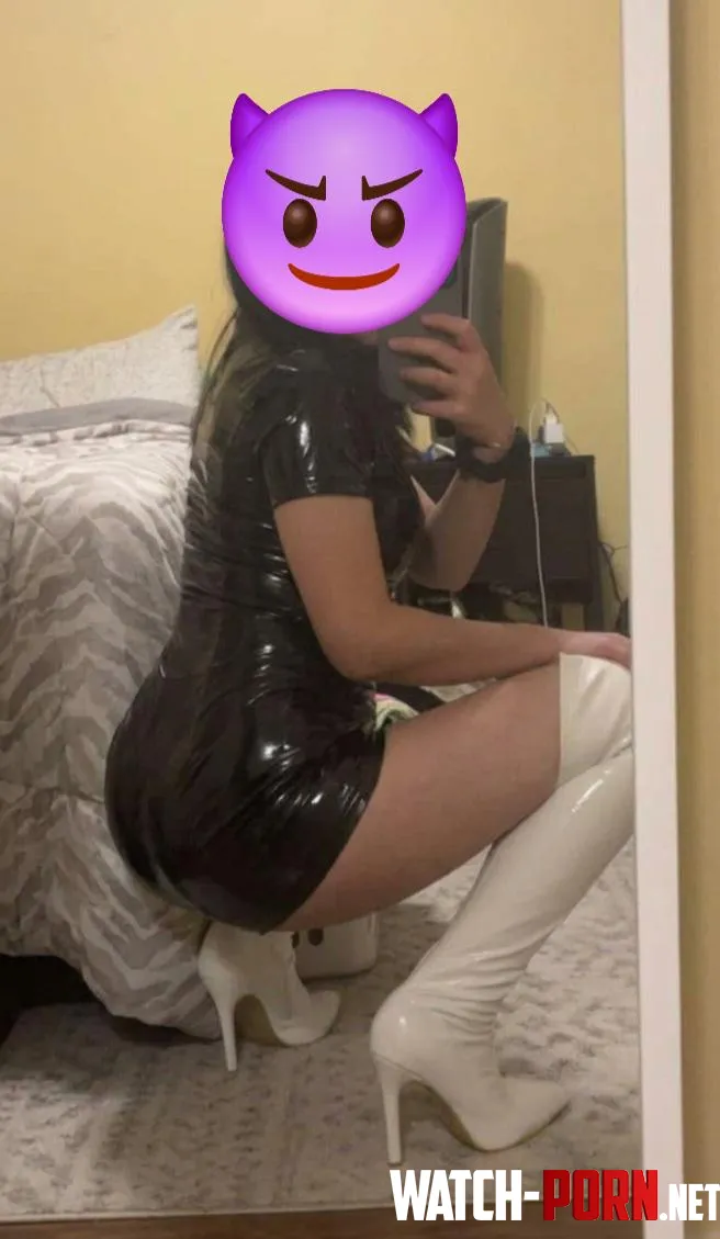 I love the sound of you on your knees begging for me to acknowledge you by PetiteMoneyMaker