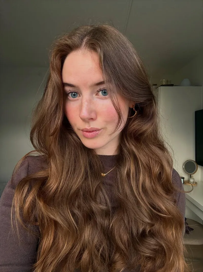 Thumbnail Sophie Malloul: Discover the Enchanting World of Pretty Girls