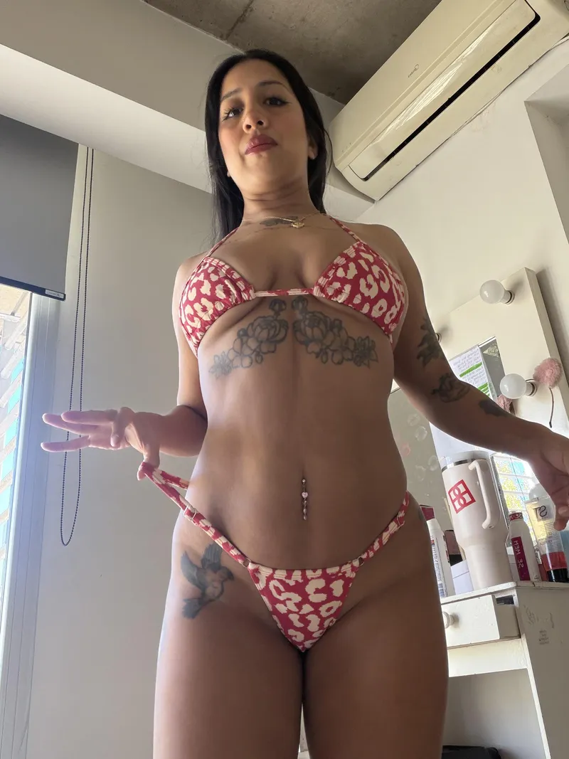 Thumbnail Babygalsivip Loves Her Bikini - BikiniBodies Passion