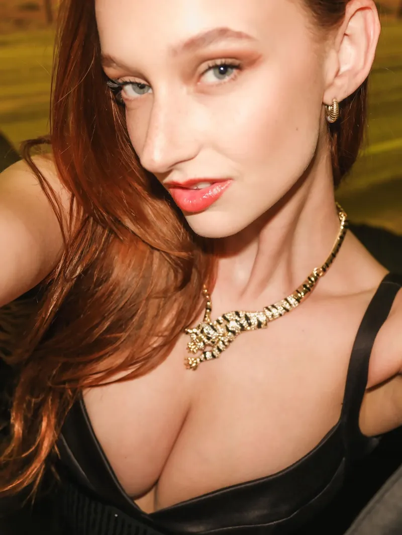 Thumbnail Melanie Marie's Allure: A Classy Pornstar's Journey