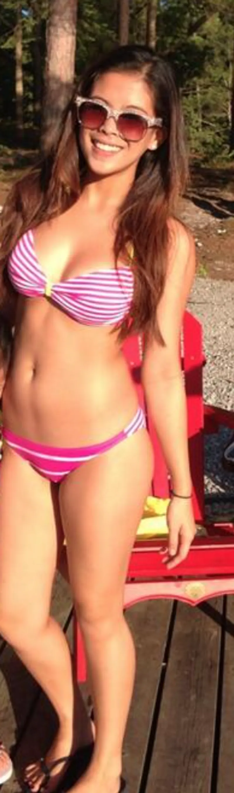 Thumbnail To Smash or Pass? Explore the BikiniBodies Category with GapZealousideal4698
