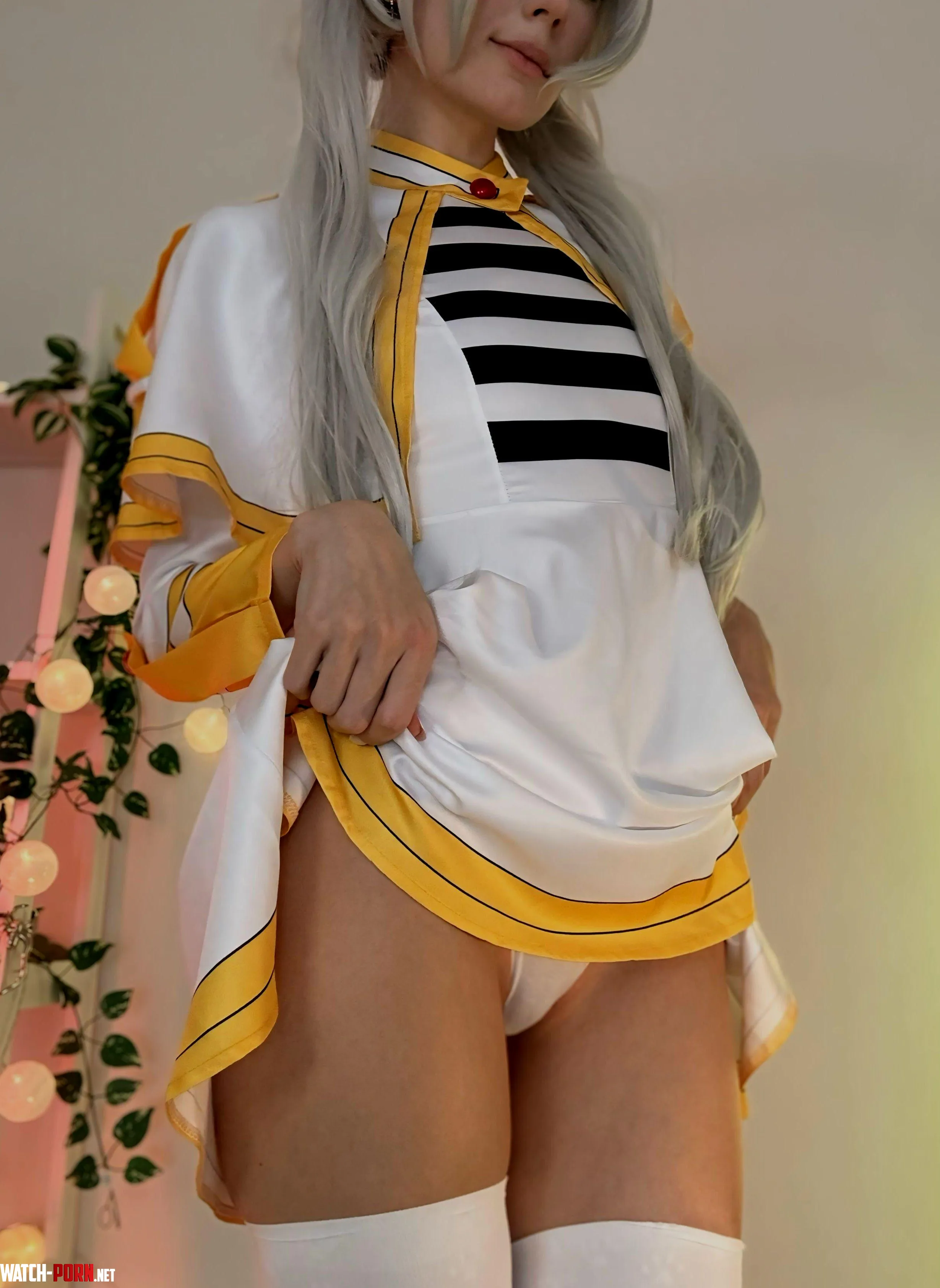 Frieren got naughty… what forbidden spell is hiding under my skirt? [F] by moonrose14