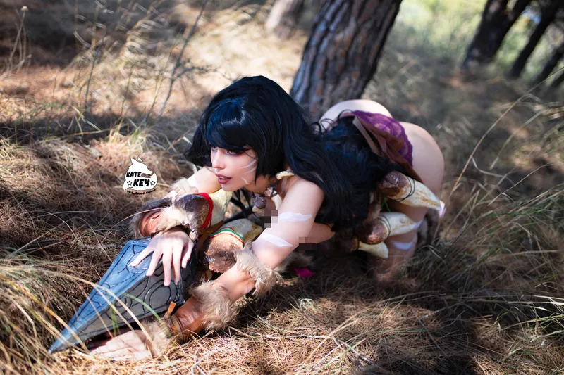 Thumbnail katekeycosplay Nails Nidalee from League of Legends - A Fierce Cosplay