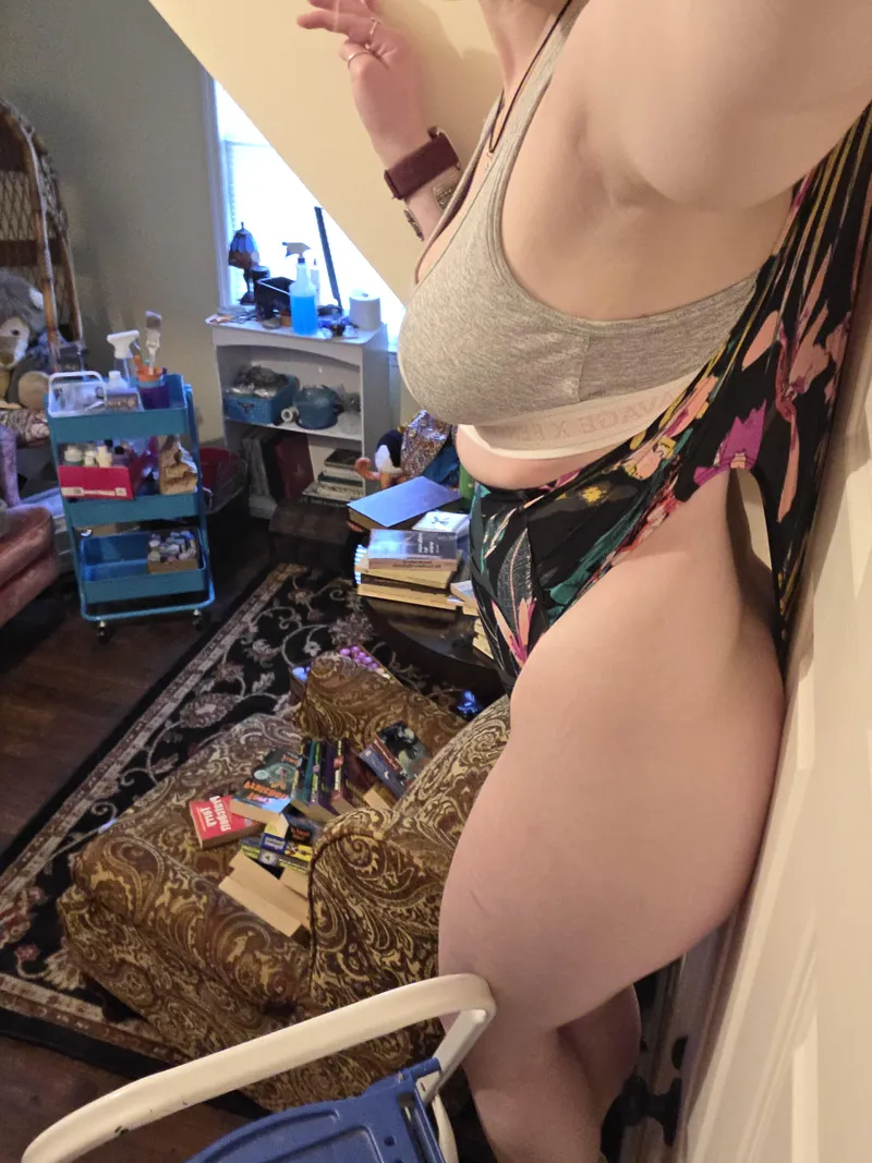 Thumbnail Entertaining WedgieGirls: A Little Help by That_little_fairy | WedgieGirls