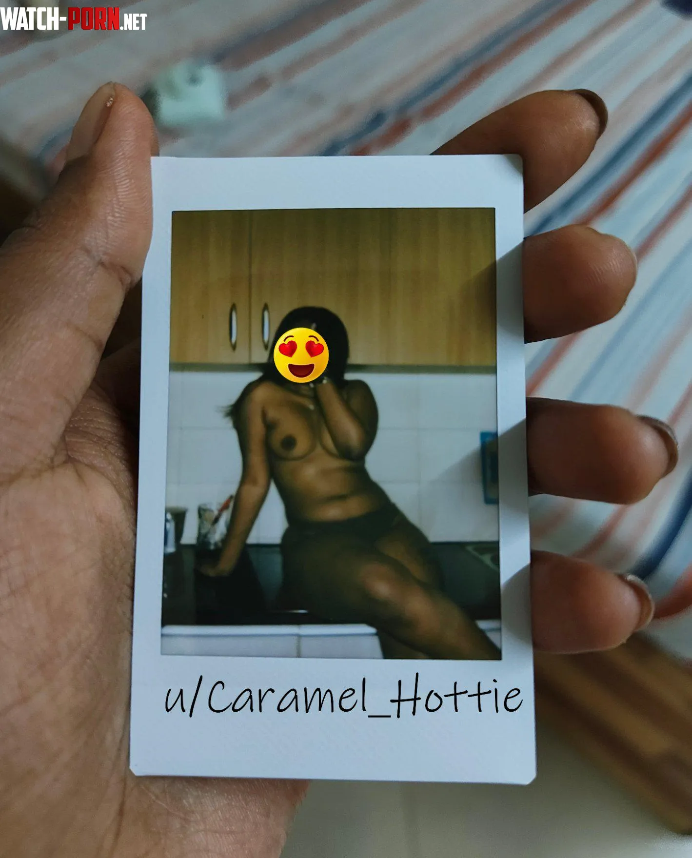 25[F] I love Instax, cause it means can gift a photo they can 😉 by caramel_hottie