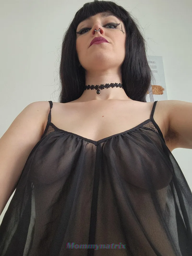 Thumbnail Mommynatrix69's Command: On Your Knees for Hairy Armpits