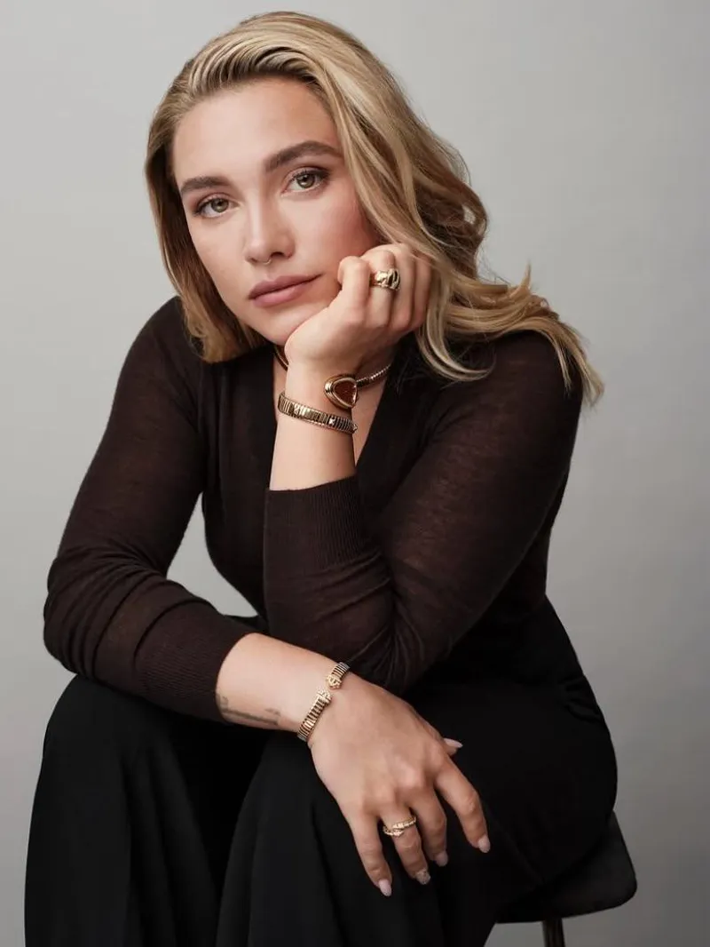 Thumbnail Florence Pugh: A Vision of Elegance in PrettyGirls