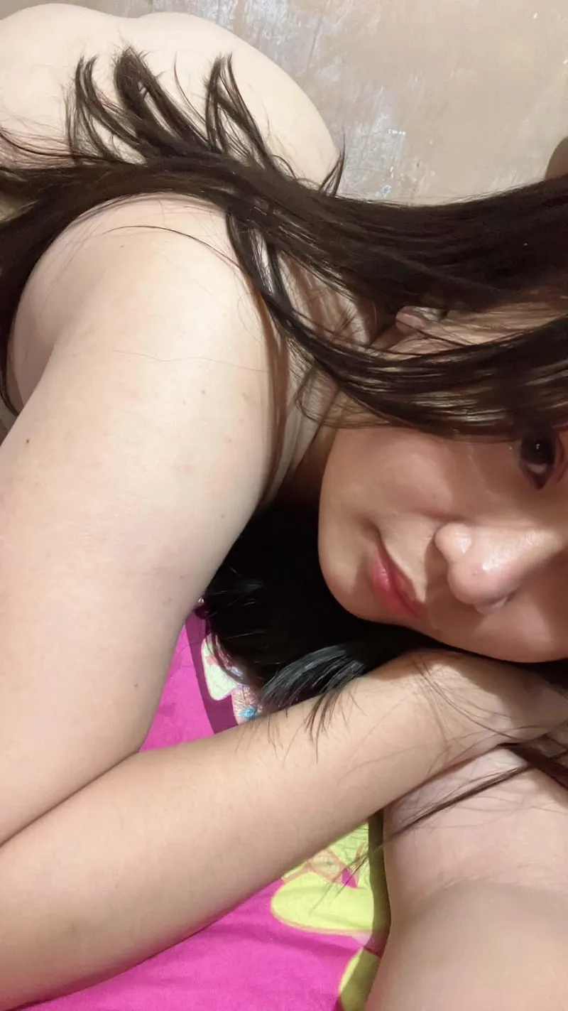Thumbnail Sensual Desires: Lips, Thighs, and More by Real_Leila