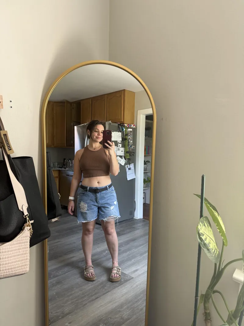 Thumbnail Don'tgivethisoutsj's Brunette Charm Shines in 'Sweet Summatime'