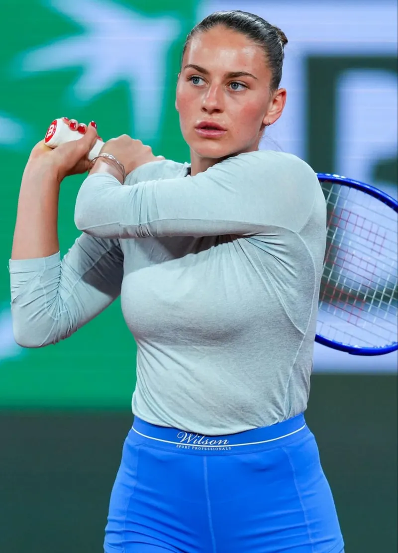 Thumbnail James007BondUK Presents: Marta Kostyuk's Allure