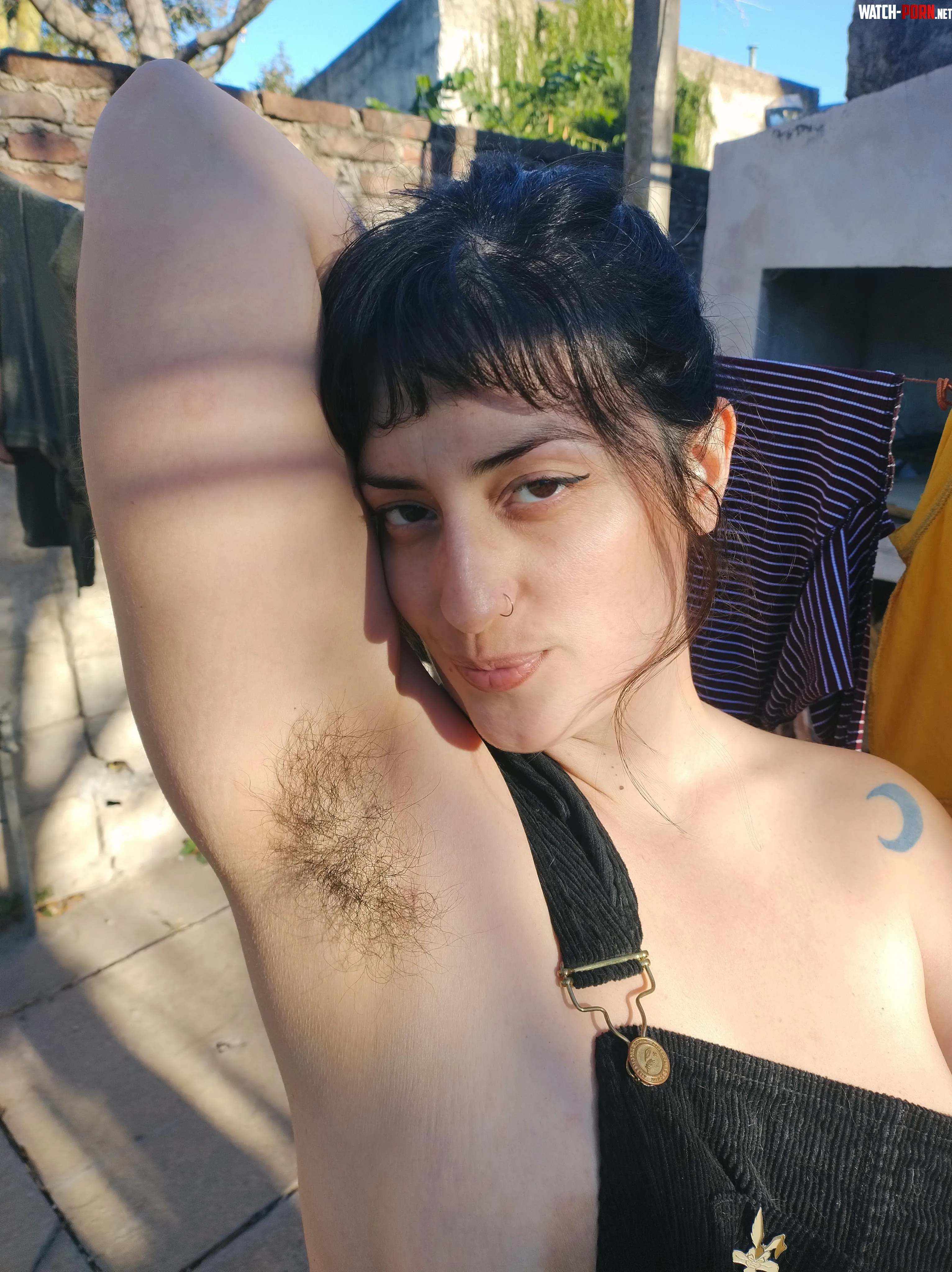 Hairy pits are made for burying your face in them by candecandys