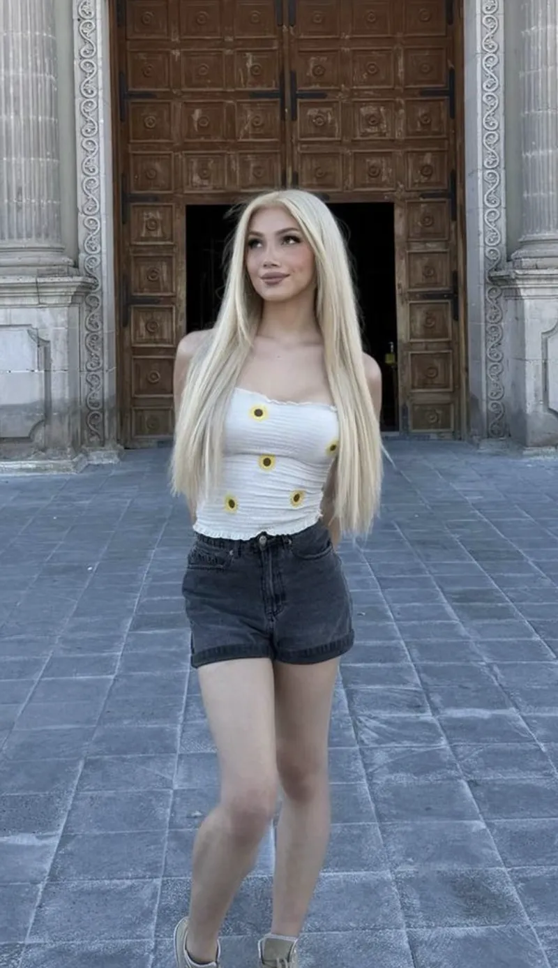 Thumbnail Unveiling the Power of Curves: A Revealing Story by miiahgoddessonly