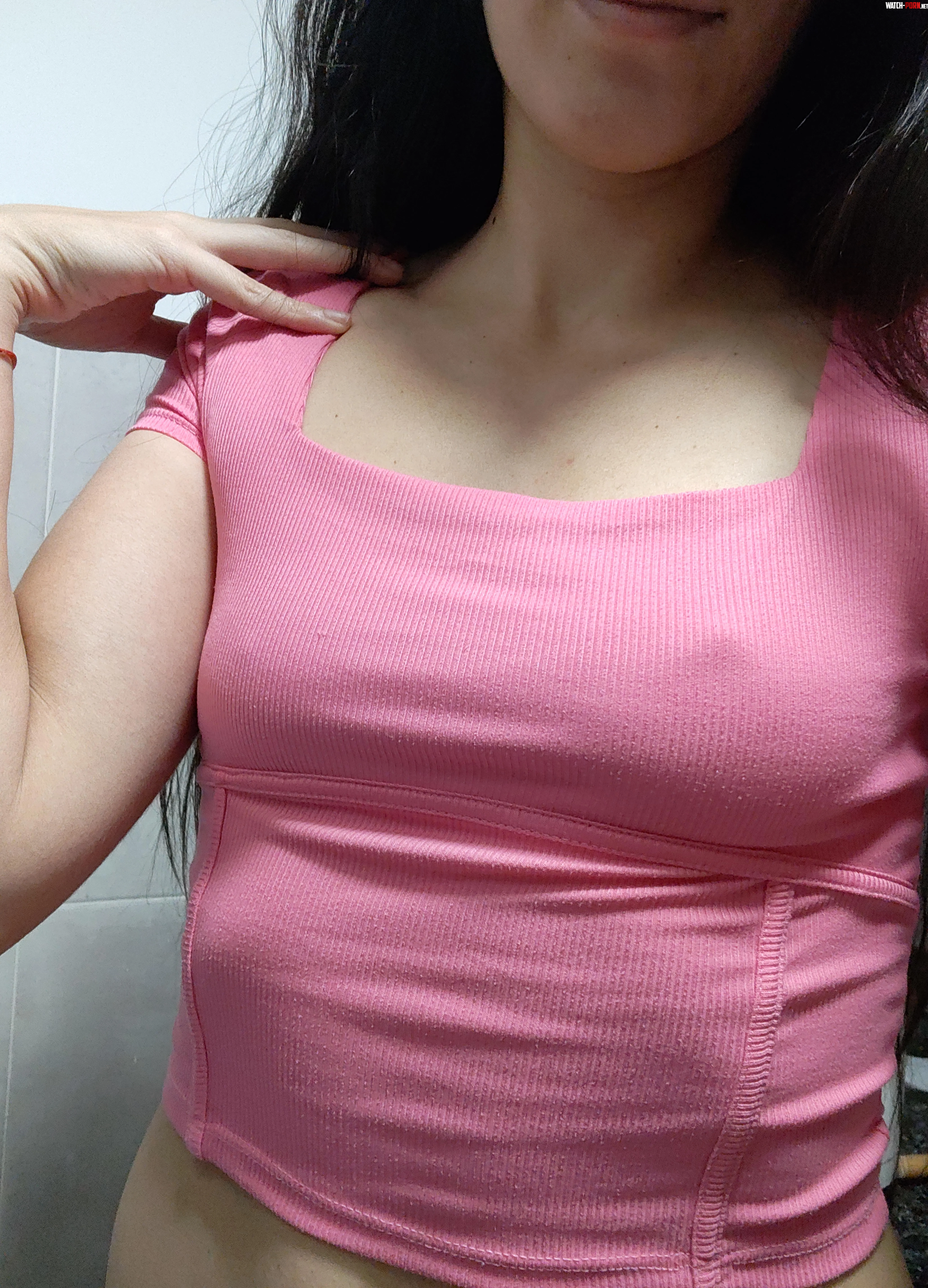 I feel free and sexy without my bra by meryswell