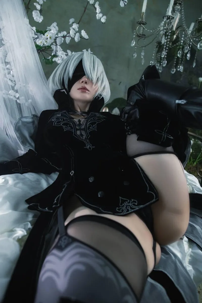 Thumbnail Sensual Cosplay Delight: JyuSan's Captivating 2B Impersonation