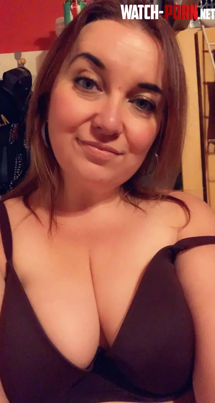 Good evening gentlemen ❤️‍🔥 by LittleMizPlayful69