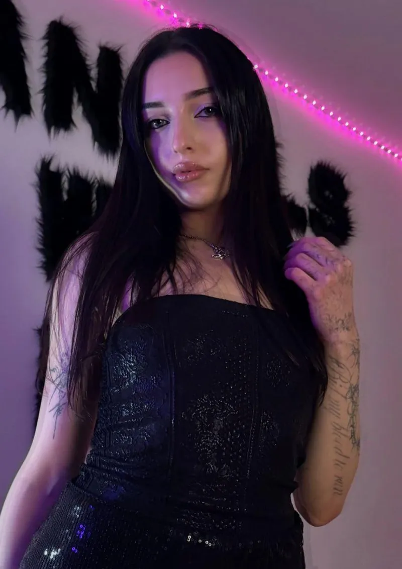 Thumbnail BPH1209's Seduction Strategy in a Tight Dress