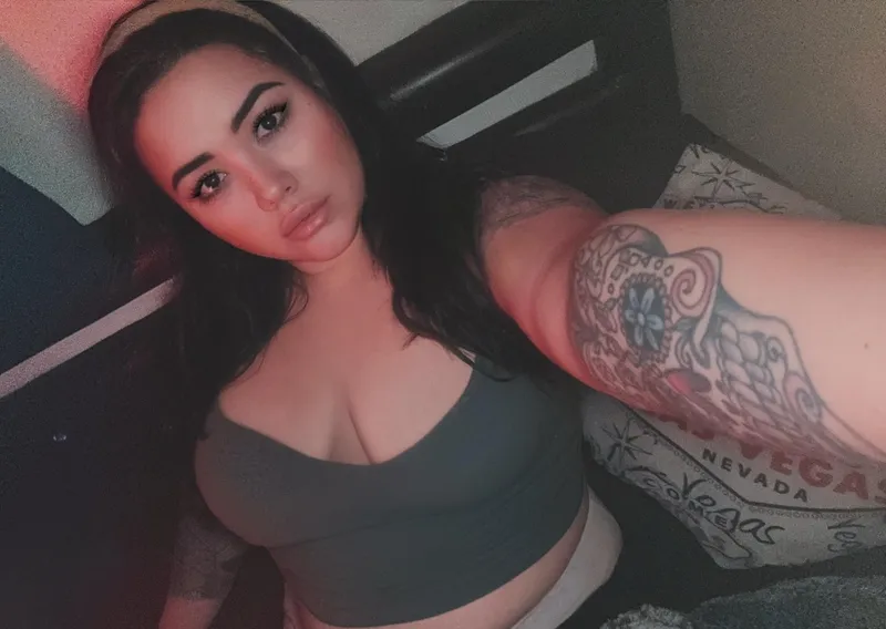 Thumbnail Ashlyn_Tayler: Embracing Native American & White Fusion | MixedRaceGirls