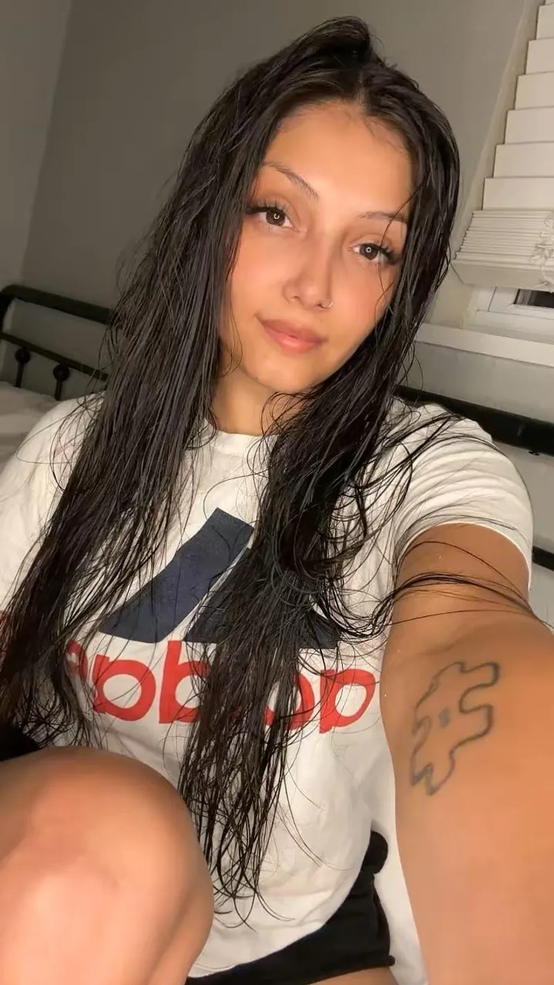 Thumbnail MoanerAtNight: Embracing Mexican x Polish Beauty | MixedRaceGirls
