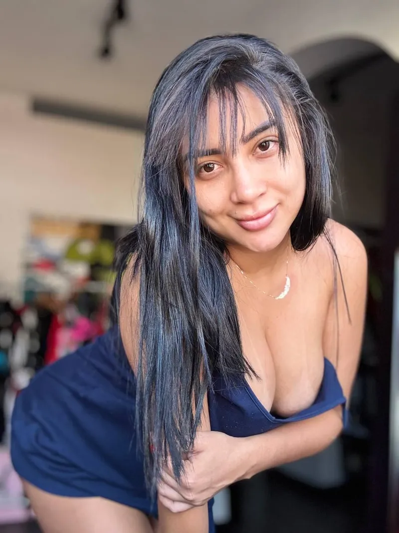 Thumbnail Hablamos? Discover the Sensuality in SexyButNotPorn