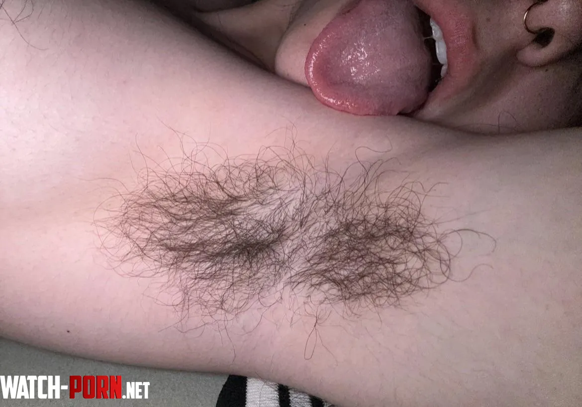 I love sucking them and filling them with saliva by tattoromi
