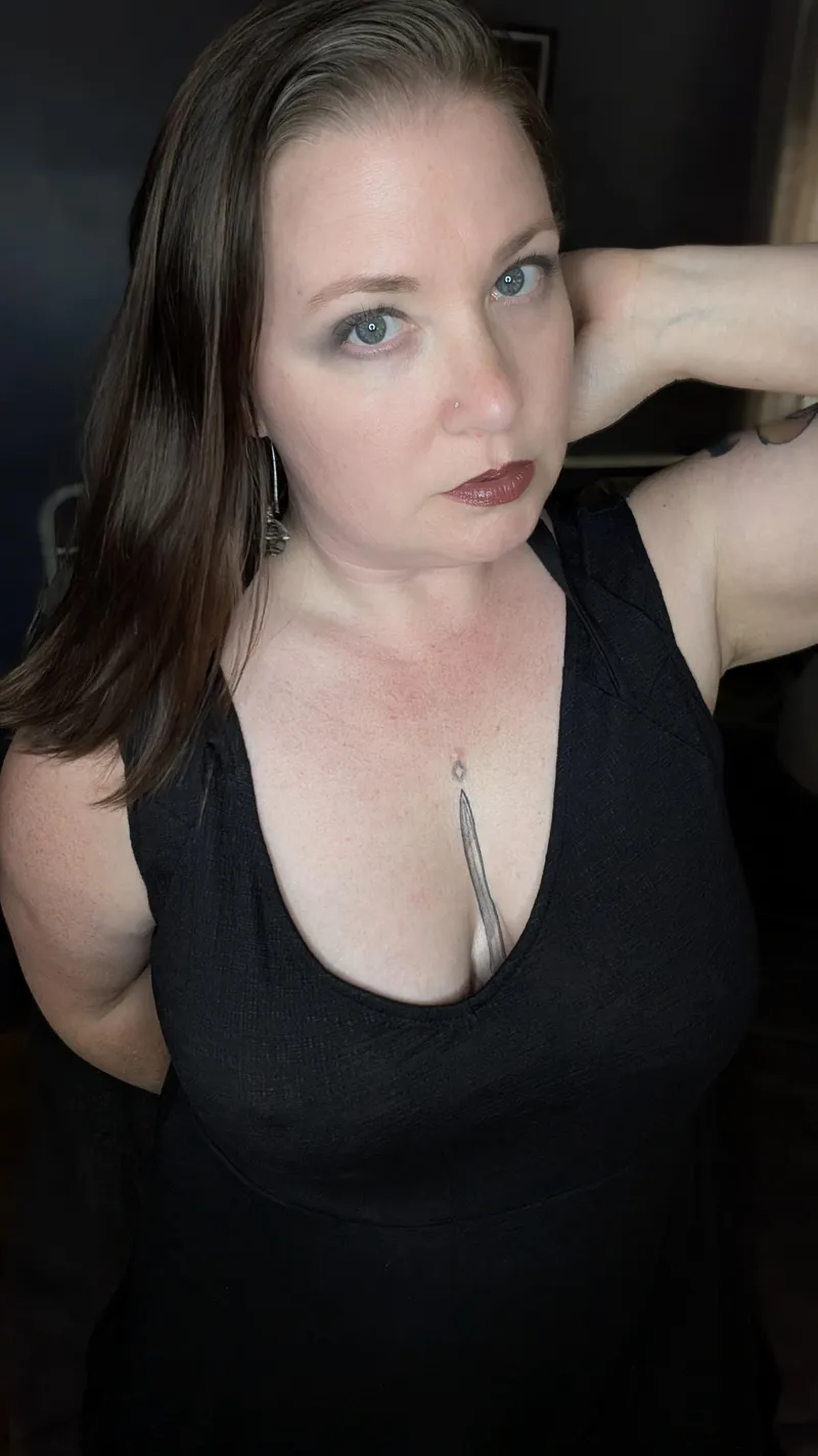 Thumbnail Witchy_Mommy84's Enchanting Persona: Embracing Witchy Side in Motherhood