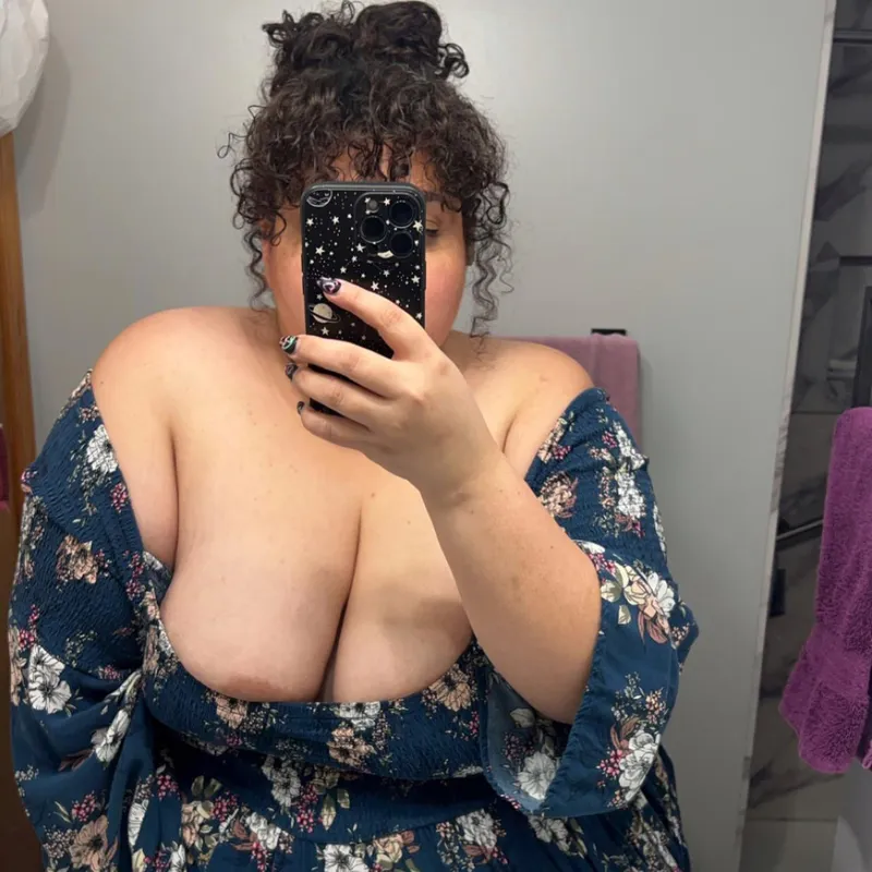 Thumbnail Dive into the Night: CurlsSsbbw's Night Out Adventure